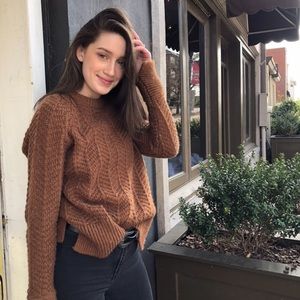 Meet your Posher, Michaela